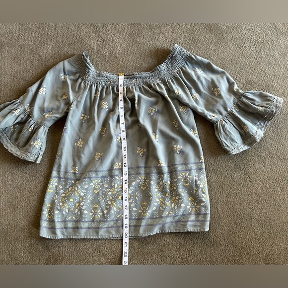 44.Maunces Green Floral Off The Shoulder Top Women’s Size M - Picture 13 of 15